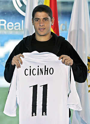 cicinho